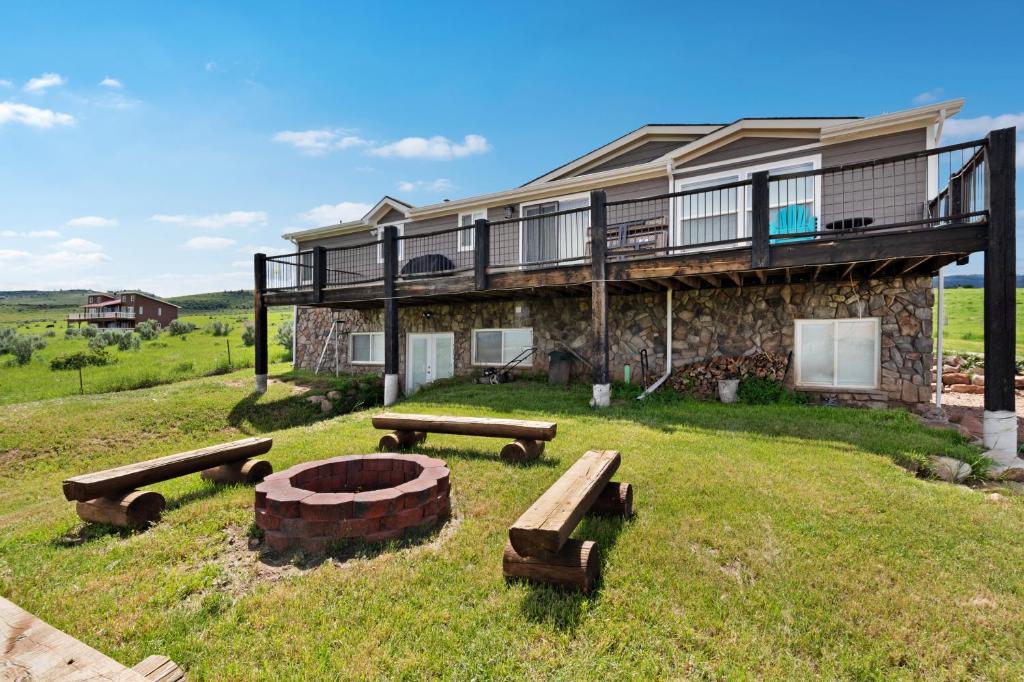 Κήπος έξω από το Harwood Home