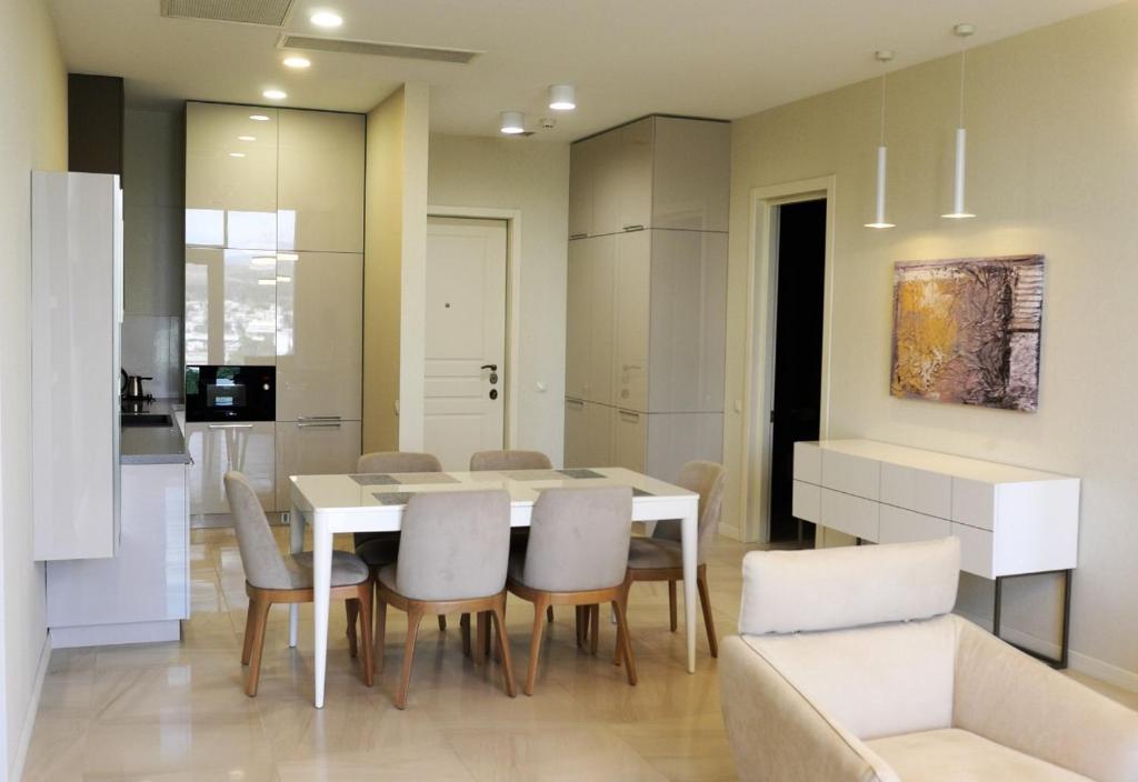Apartment in King David Residence - One-Bedroom Apartment