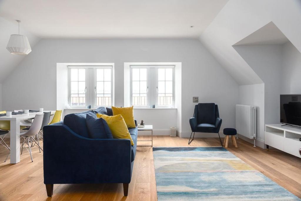 Posezení v ubytování Luxurious living in Gullane