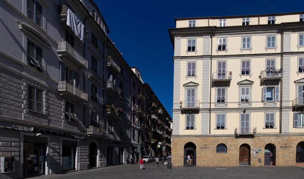 The building in which Az apartmant is located