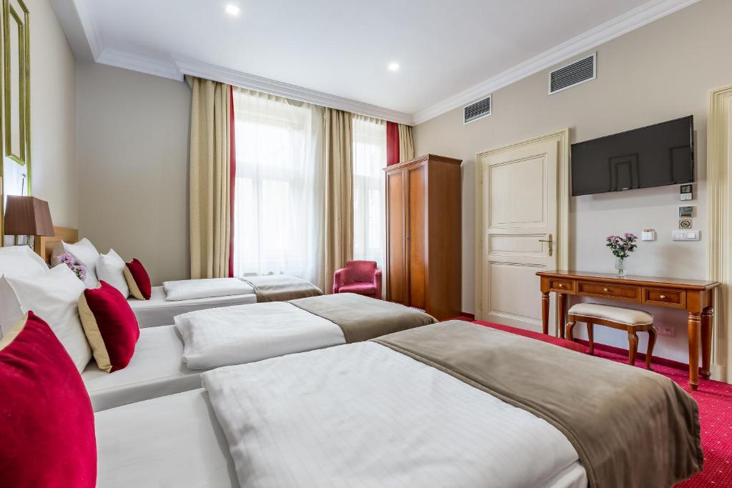 Hotel Caruso Old Town - Resim 42