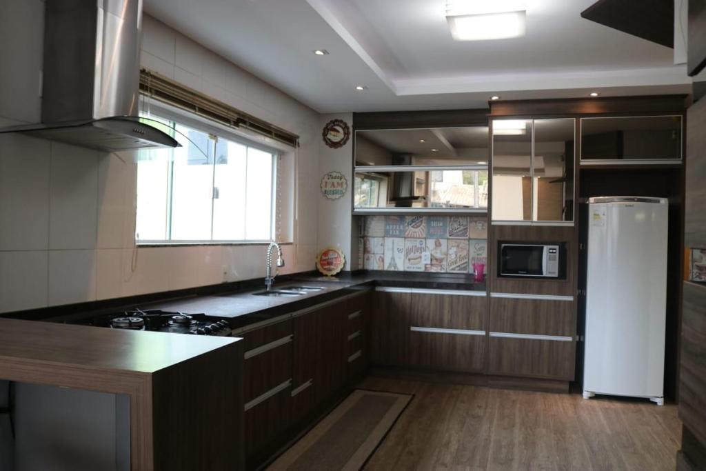  Apartamento Centro próximo Beto Carrero e Praias