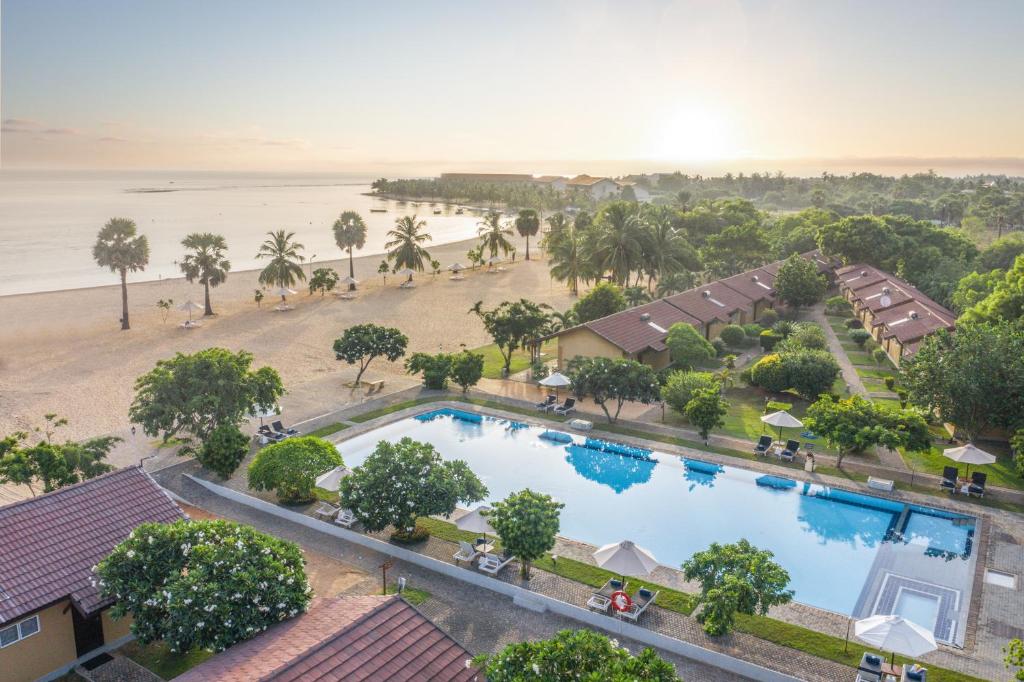 Bazén v ubytování Amethyst Resort Passikudah nebo v jeho okolí
