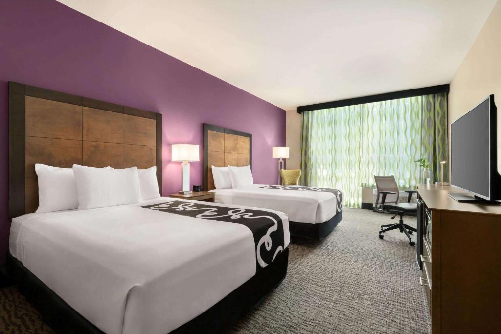 La Quinta Inn & Suites by Wyndham Burlington - Habitación Con 2 Camas Grandes - No Fumadores