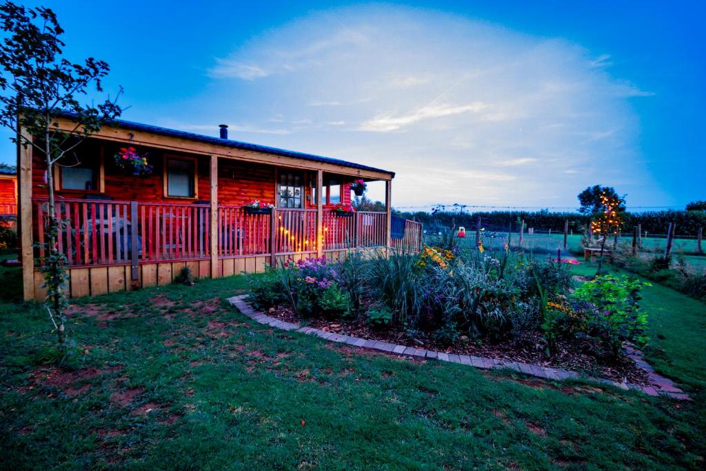 Zahrada ubytování Cherry Tree Glamping