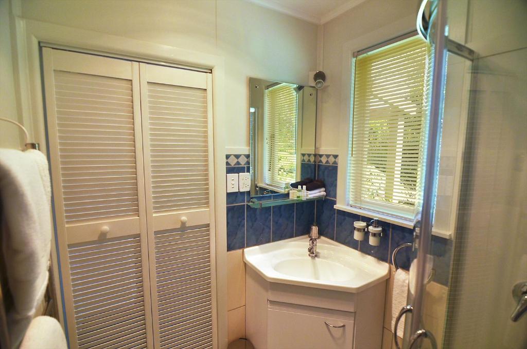 Moon Gate Villa - Resim 22