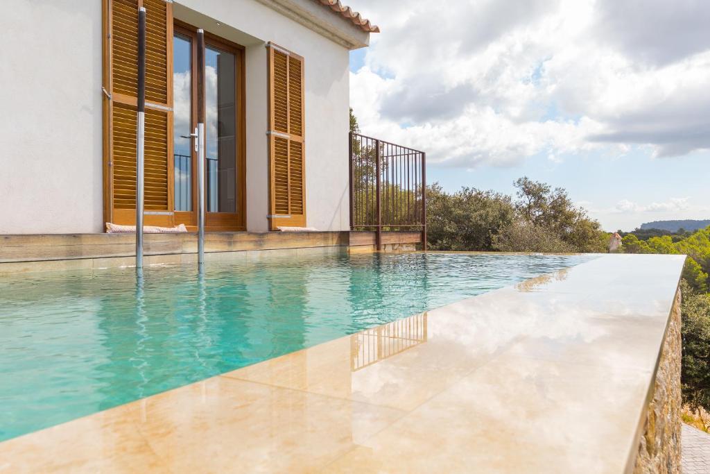 The swimming pool at or close to Can jordi