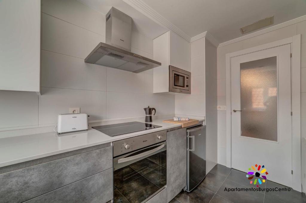 Edificio Aptos Turisticos - Burgos Centro HC7 - 9