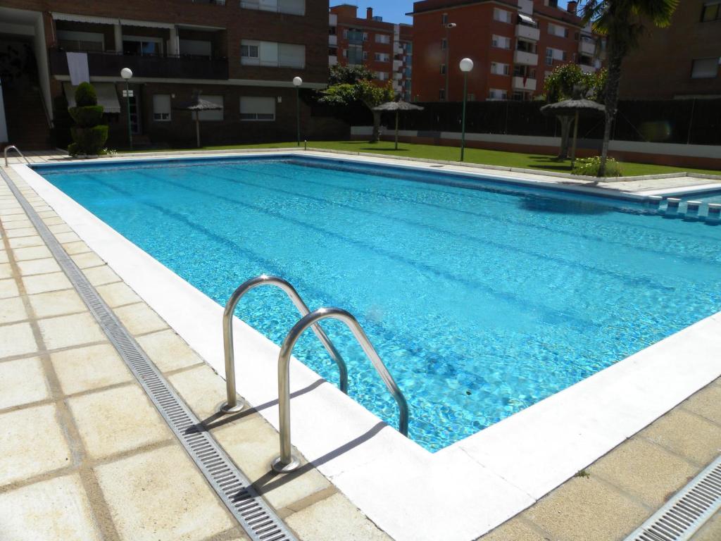 Bazén v ubytovaní El paradis alebo v jeho blízkosti