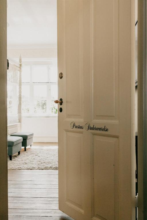 Koupelna v ubytování Jungshoved Præstegård B&B