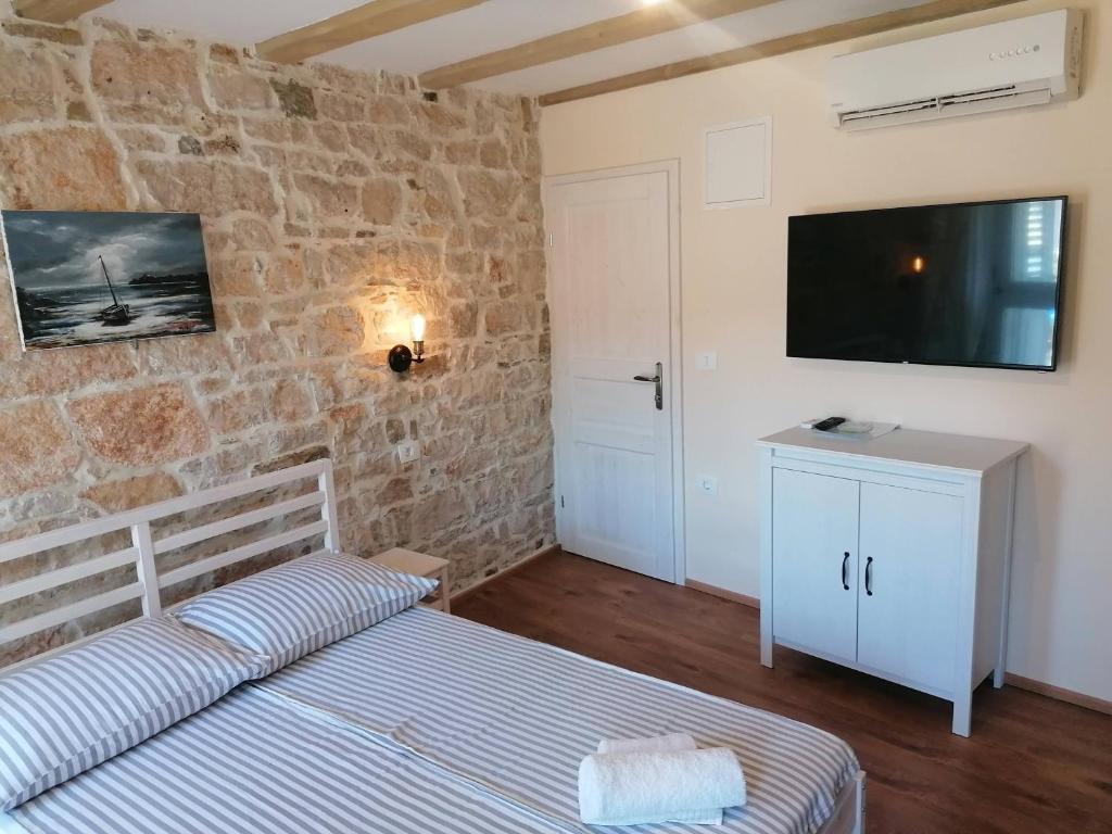 GG art aparments - MATURAMENTO DELLA STUDIO