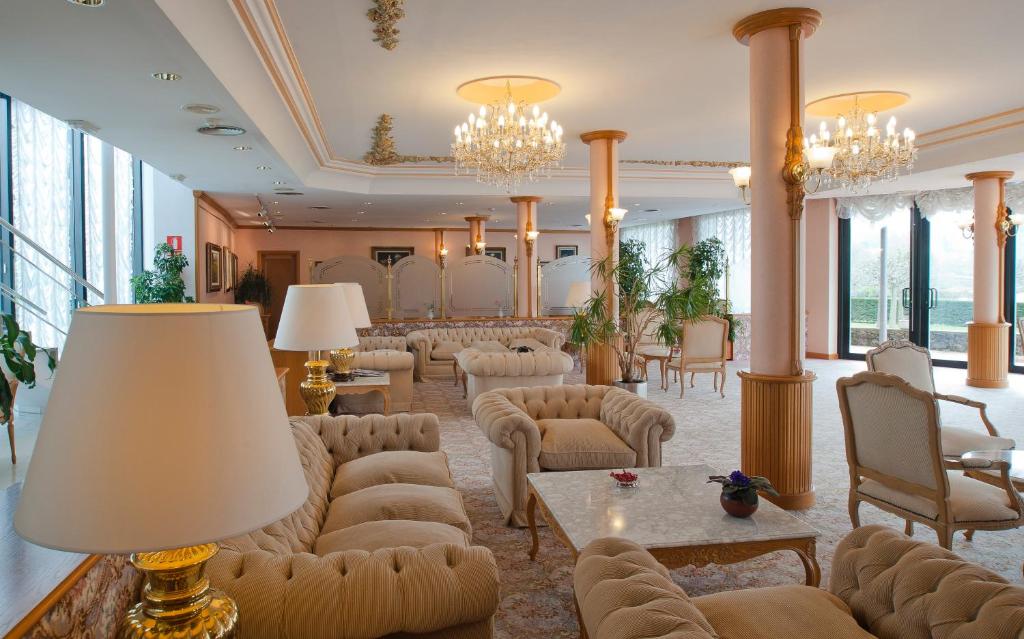 Posezení v ubytování Hotel Riu Fluviá