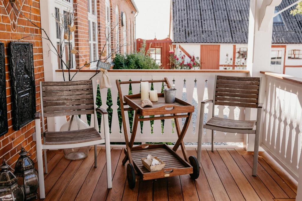 Balkón nebo terasa v ubytování Jungshoved Præstegård B&B
