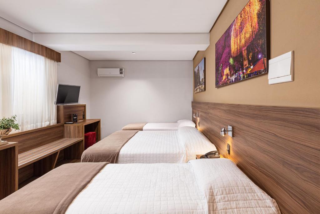 Hotel Fioreze Centro  Hotel Fioreze Centro