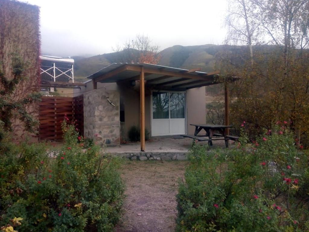 Zahrada ubytování Casa de Montaña Sacha Huasi