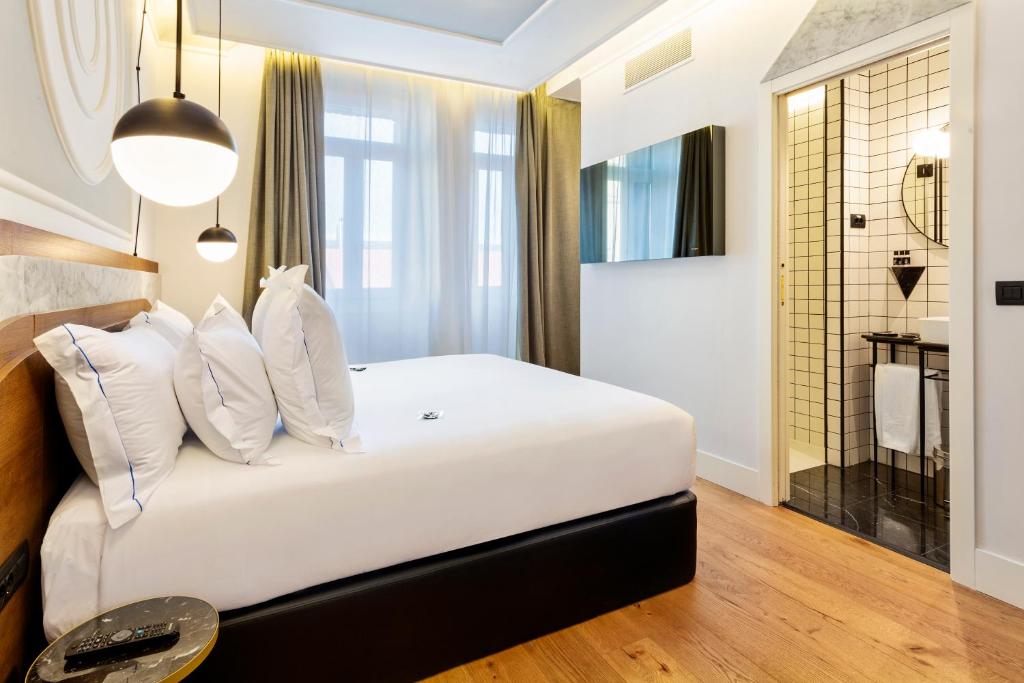One Shot Fortuny 07, Madrid – Bijgewerkte prijzen 2023