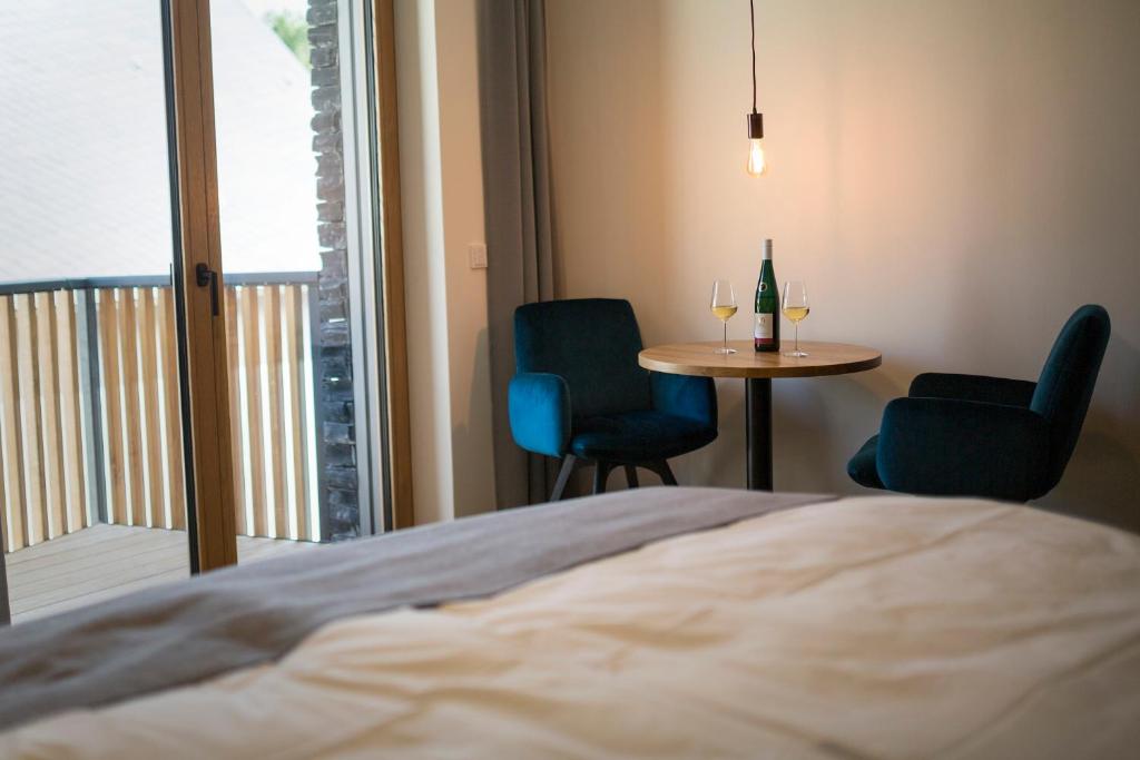 Rieslingquartier - Mosel Wein Hotel - Double Room With Balcony