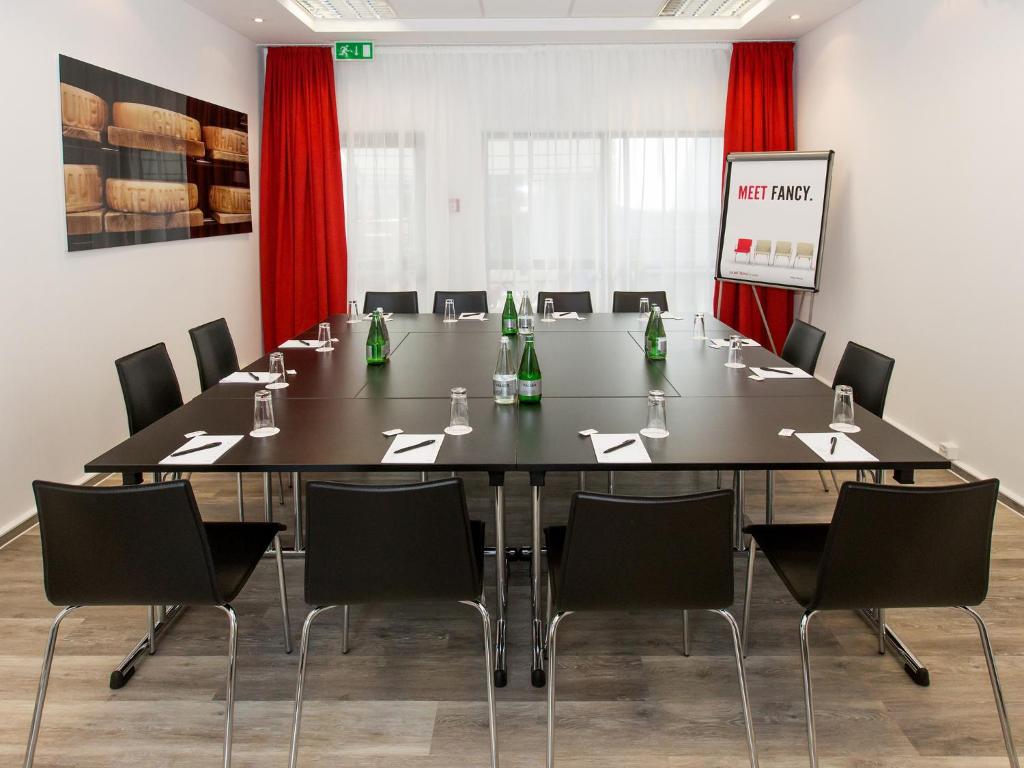Konferenční prostory v ubytování DORMERO Hotel Zürich Airport