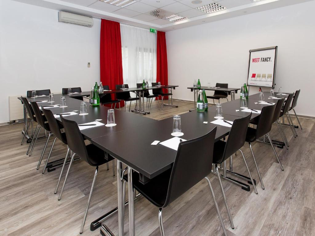 Konferenční prostory v ubytování DORMERO Hotel Zürich Airport