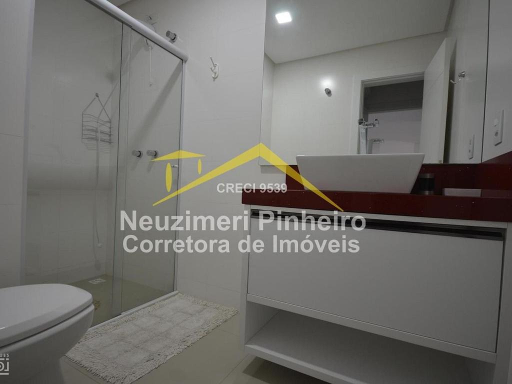  Ed. Luana. Apartamento com 2 dormitórios próximo da Praia de Bombinhas!