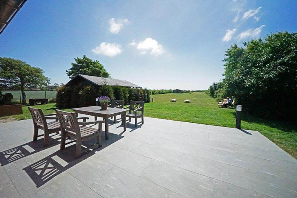 Traum-Landhaus-Terpstich-5000-qm-Refugium-Urlaub-in-Morsum-Sylt-vom-Feinsten - Vakantiehuis