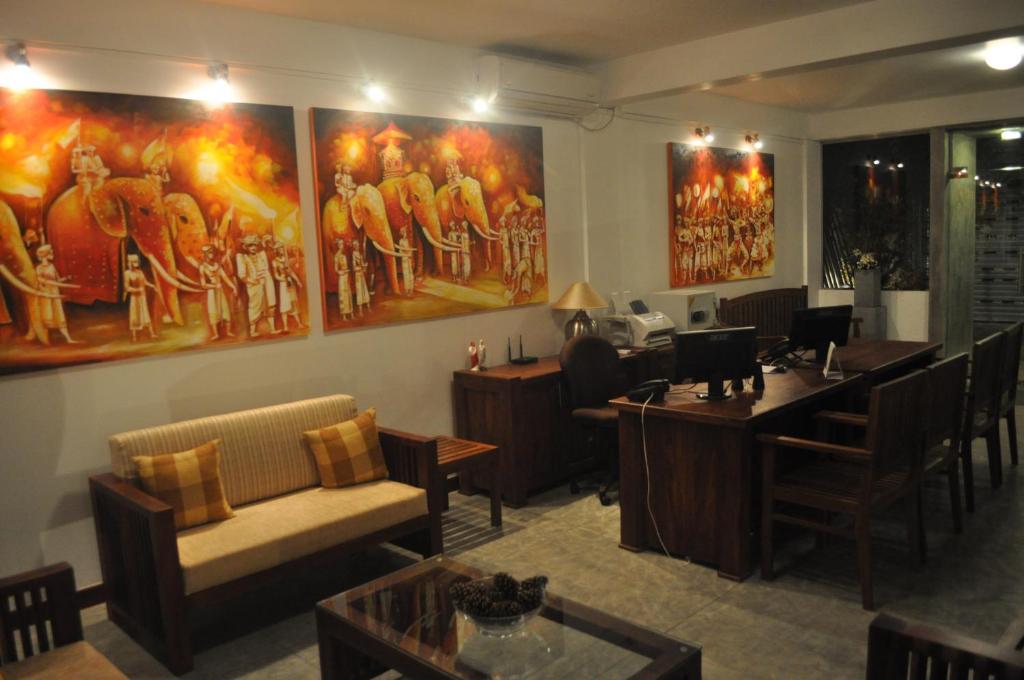 Posezení v ubytování Amaara Sky Hotel Kandy