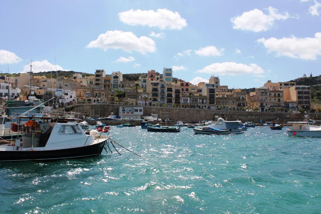 Harbour Lights seafront 2 bedroom apartments with panoramic sea views - by Getawaysmalta - 17