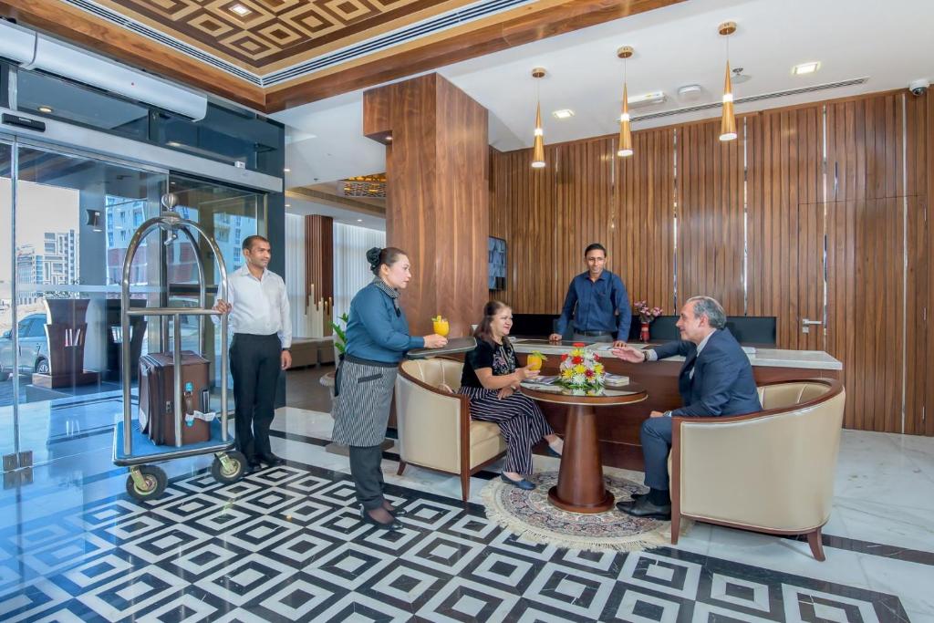 Hosté ubytování Muscat Gate Hotel