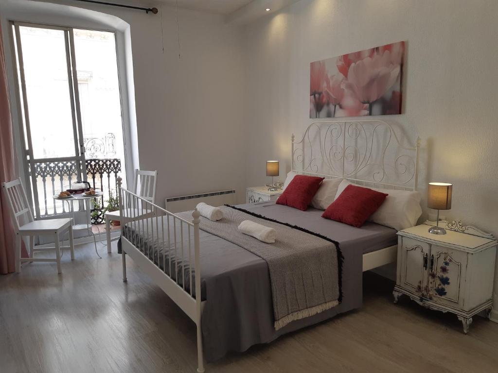 Wonderful Apartment in the Center by the Sea, Alicante ...