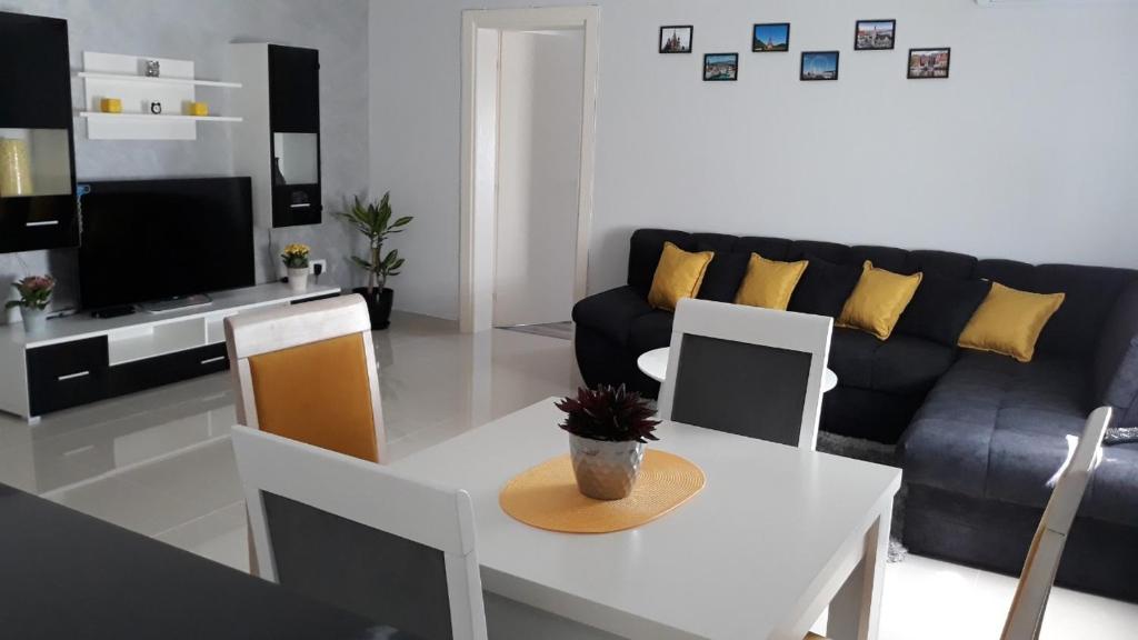 Photo de la galerie de l'établissement Apartmani Stijepovic, à Podgorica