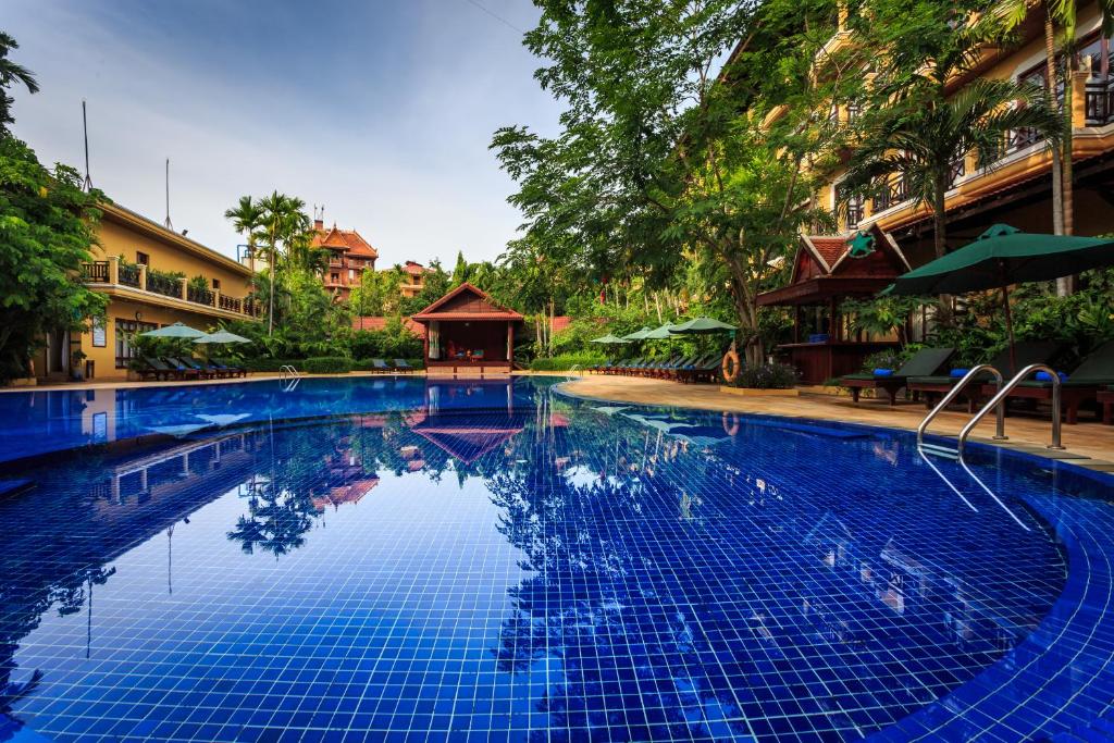 Bazén v ubytování Angkor Paradise Hotel nebo v jeho okolí
