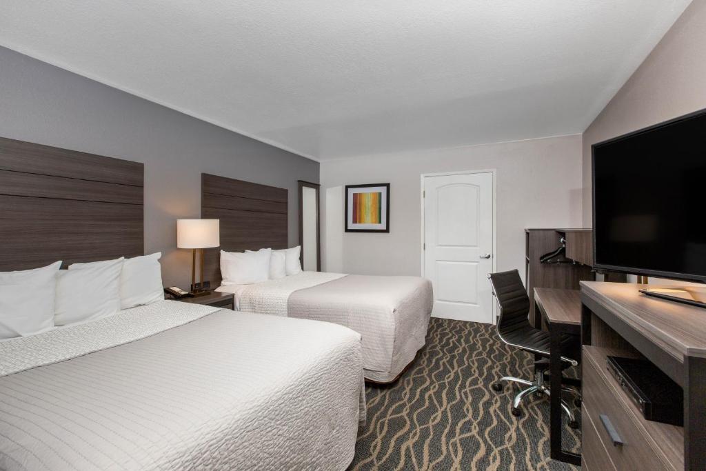 Days Inn by Wyndham Ukiah photo