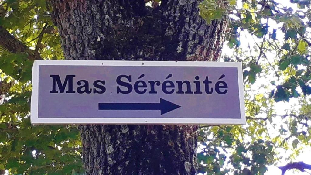 Certifikát, hodnocení, plakát nebo jiný dokument vystavený v ubytování Le Mas Sérénité