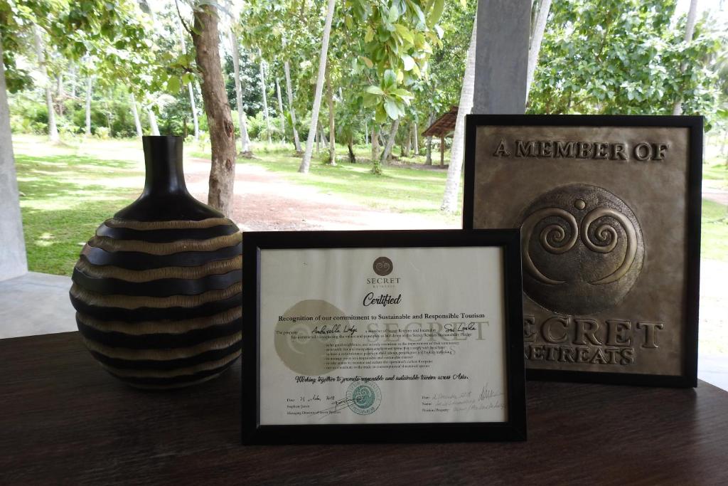 Certifikát, hodnocení, plakát nebo jiný dokument vystavený v ubytování Ambarella Lodge - Katunayake