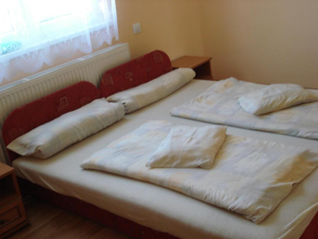 Sunshine Apartment - Two Bedroom Apartment - Ground Floor