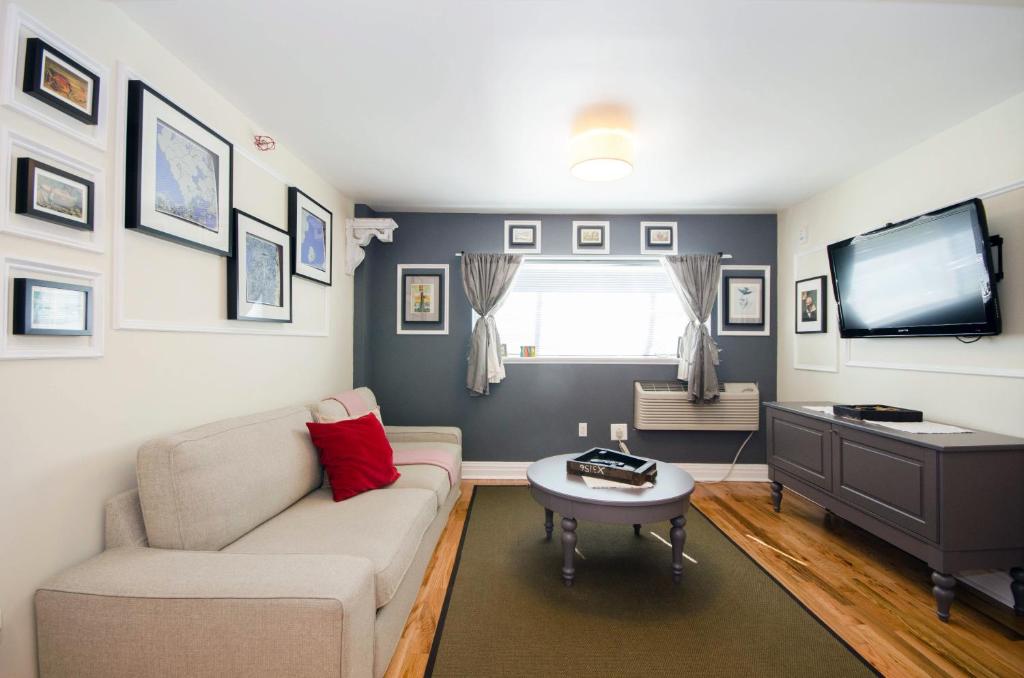 The Box House Hotel photo