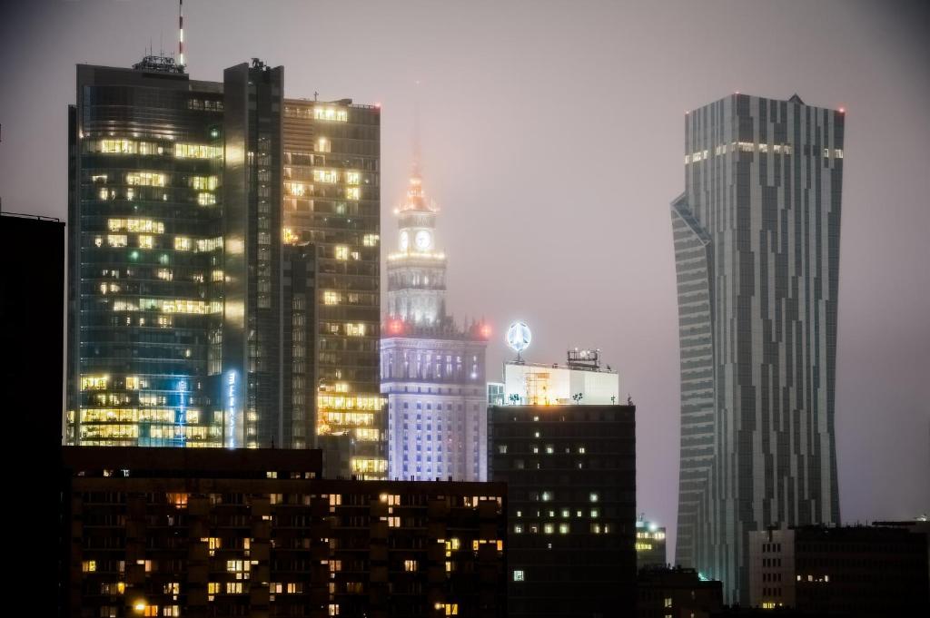 Výhľad na mesto Varšava alebo výhľad na mesto priamo z apartmánového hotela
