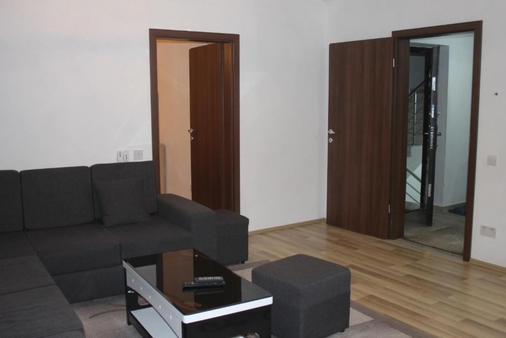 Posezení v ubytování Hotel Kings Apartments