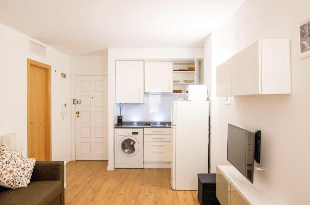 Central Station. Free Wifi & Terrace, Valencia – Bijgewerkte ...