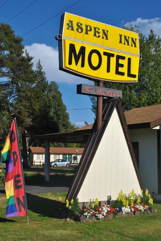 Certifikát, hodnocení, plakát nebo jiný dokument vystavený v ubytování Aspen Inn