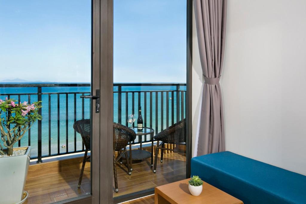 Suite 2 Giường Đơn Có Ban Công Nhìn Ra Biển