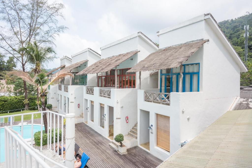 Bazén v ubytování Pajamas Koh Chang nebo v jeho okolí