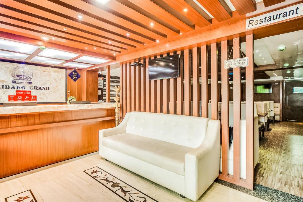 Posezení v ubytování Saibala Grand Airport Hotel