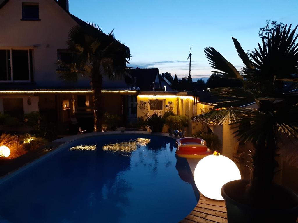 Bazén v ubytování Haus Steffi nebo v jeho okolí