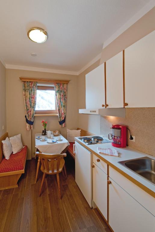 Kuchyňa alebo kuchynka v ubytovaní Hotel-Appartement Ferienhof