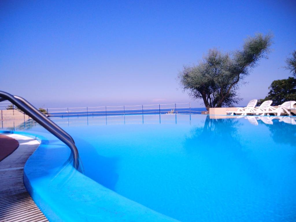 Πισίνα στο ή κοντά στο Iris house
