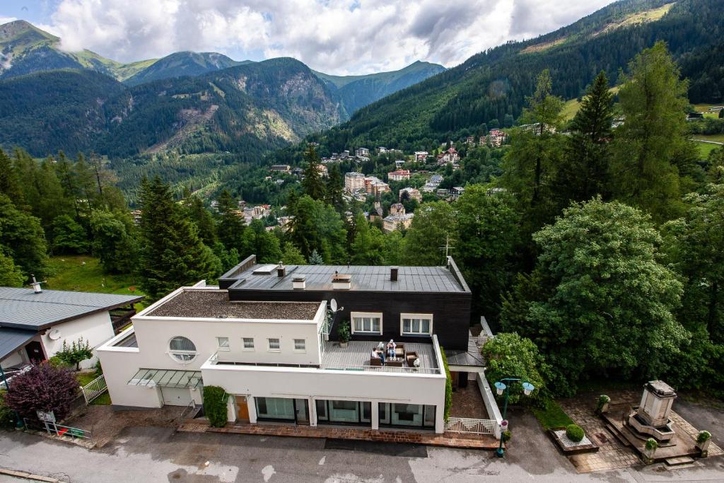 an aerial view of a house in the mountains at Residenz Kaiser Franz Josef in Bad Gastein