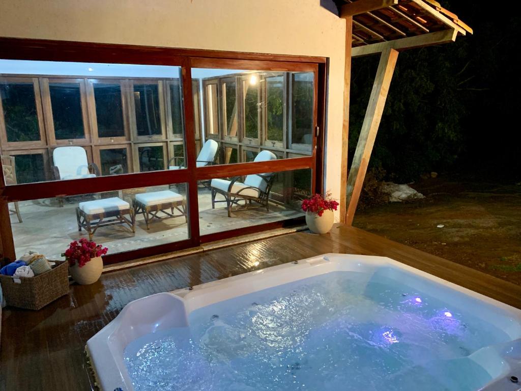  Luxuosa Casa de 600m2 na Serra