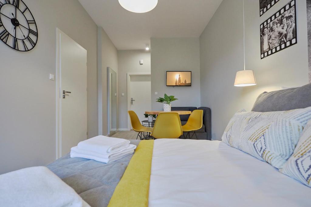 FLORIANSKA 32 by PI Apartments - Resim 44