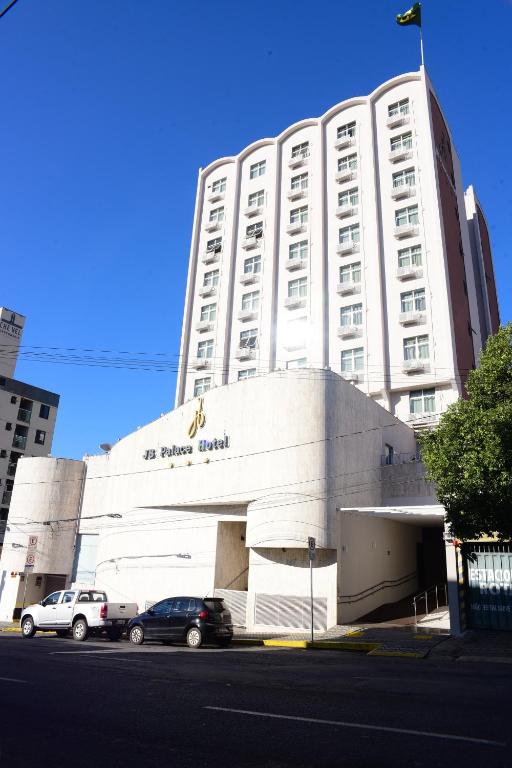  JB Palace Hotel